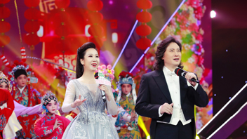 戴玉強、黃璐等表演《中國真有戲》